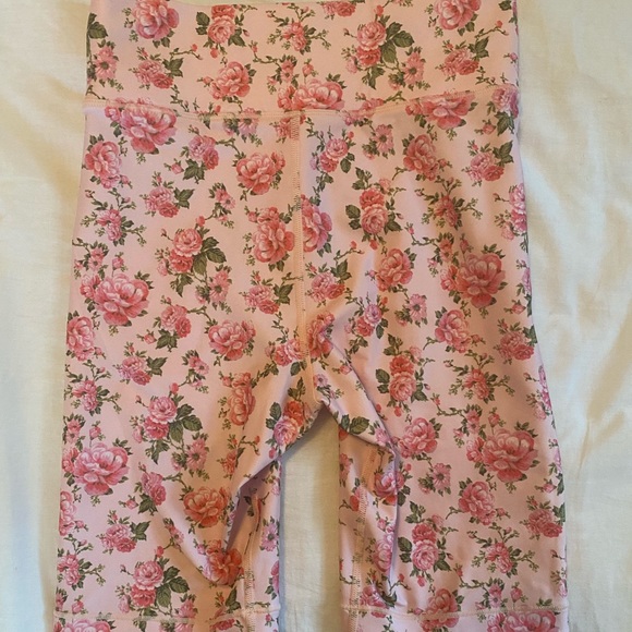 LoveShackFancy x Bandier Biker Shorts - Picture 5 of 5